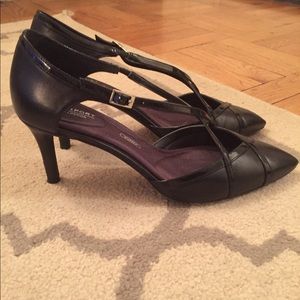 Rockport Total Motion Cross Strap Heel